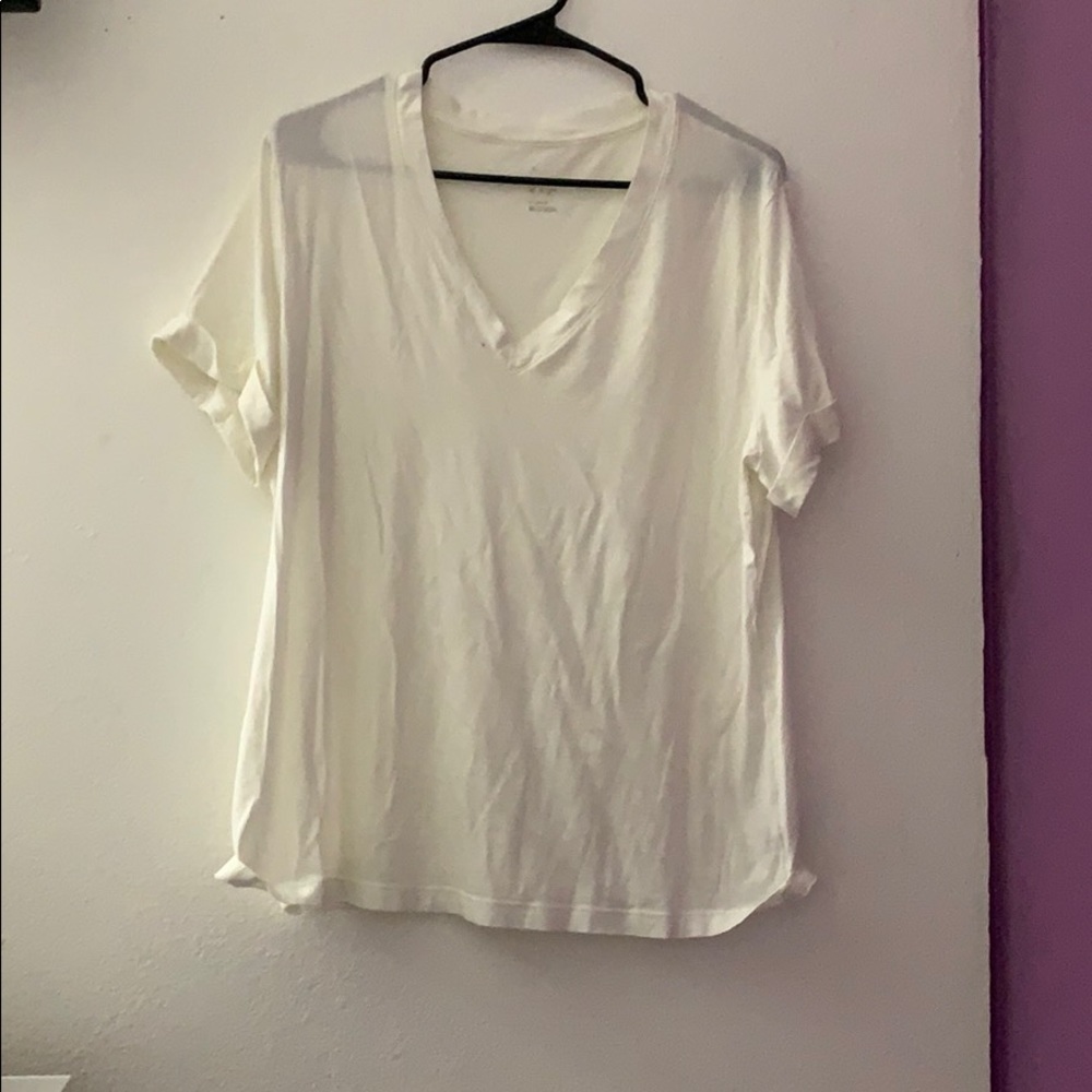 White v-neck tee.